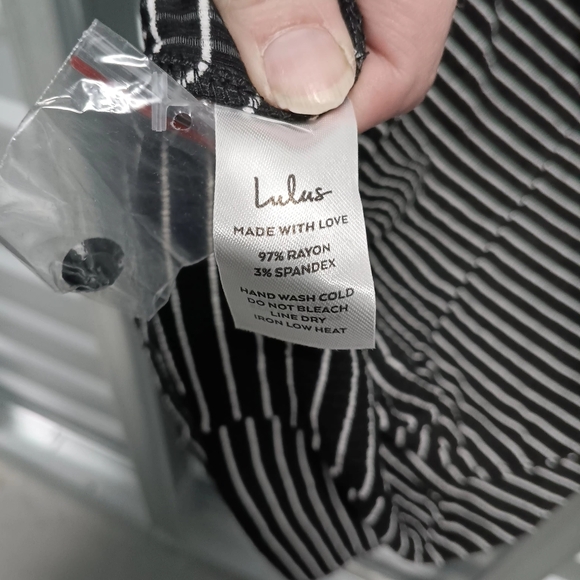 NWT Lulu's Irresistibly Chic Black Striped Funnel Neck Tank Top - Picture 8 of 10